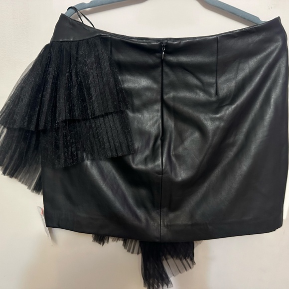 ASOS LUXE leather look tulle mini skirt in black - Picture 5 of 5
